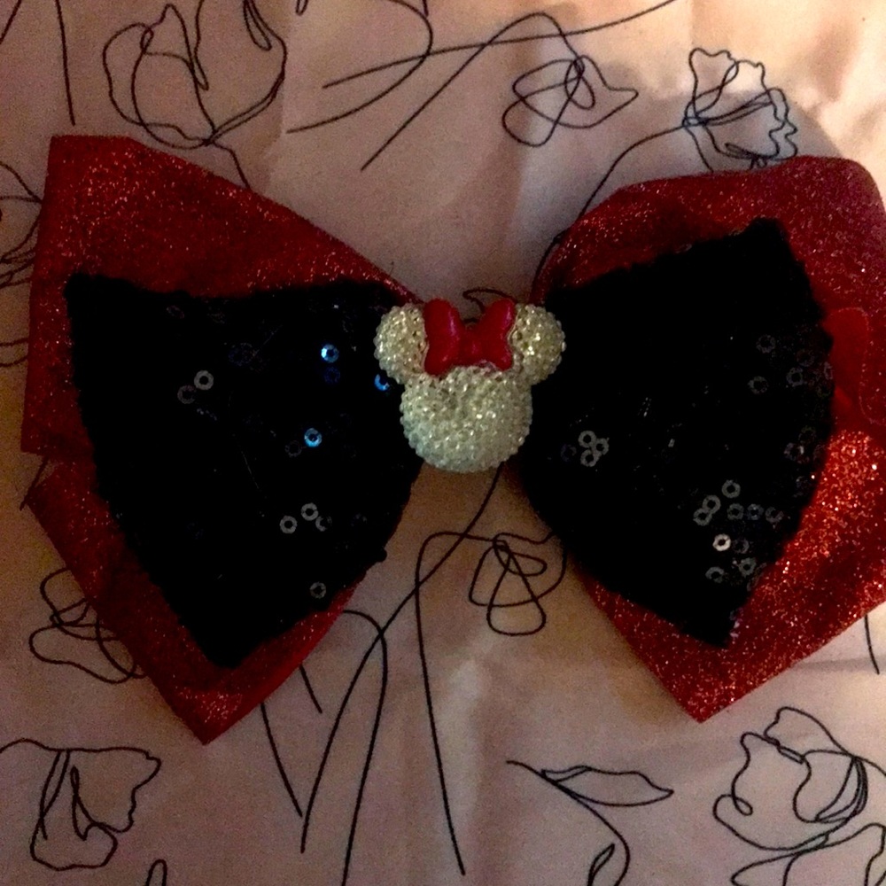 Disney Parks Minnie Mouse Sequin Hair Bow